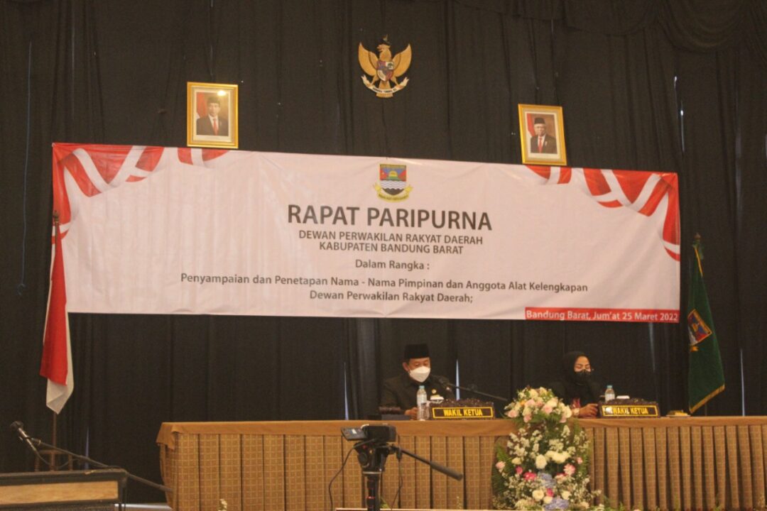 di sela-sela Penetapan AKD DPRD Kab Bandung Barat yang baru, Ayi Sudrajat selaku salah satu Wakil Ketua DPRD Kab Bandung Barat berharap besar untuk kemajuan Kabupaten Bandung Barat.