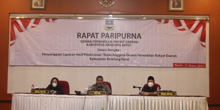 Laporan Hasil Reses Anggota Dewan, DPRD Kab. Bandung Barat Gelar Sidang Paripurna