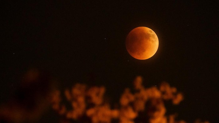 Gerhana Bulan Total 3 Maret 2026 Bisa Dilihat Jam Berapa Hari Ini? Cek, Yuk!